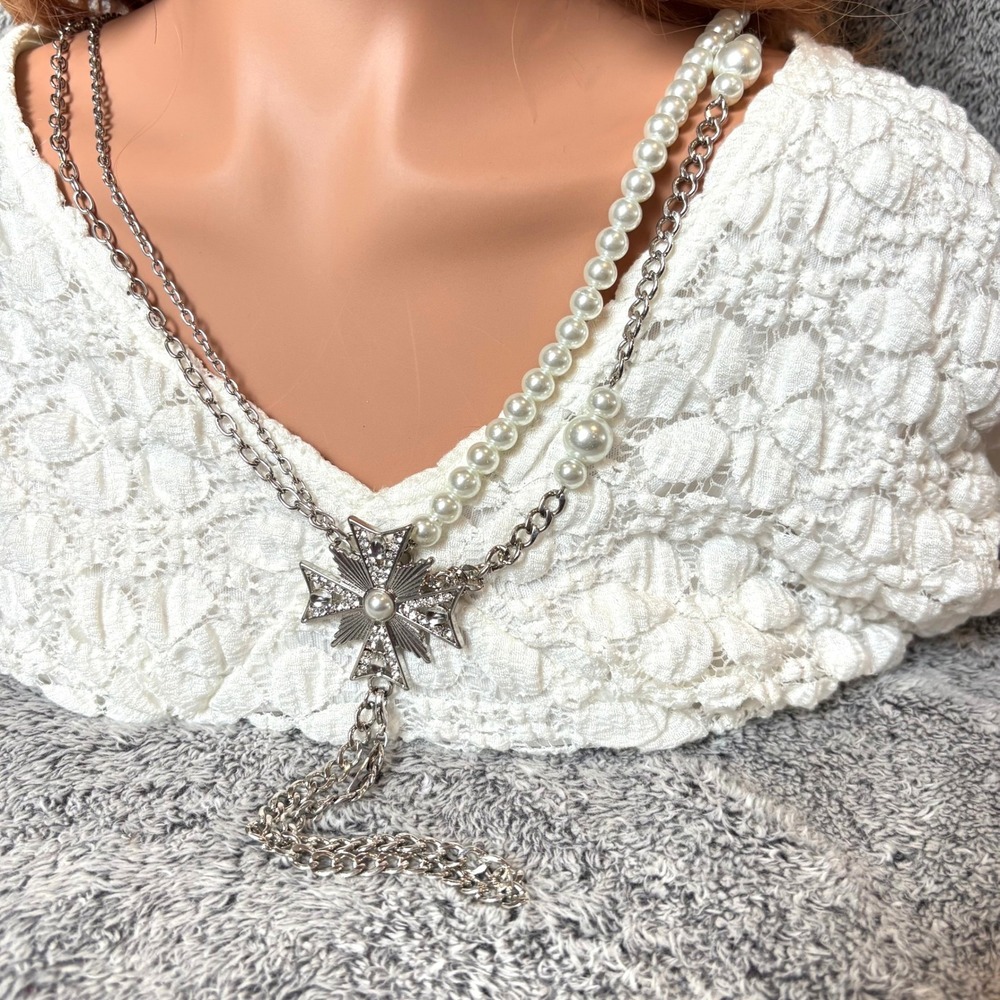 Regency Necklace White Bead Silver Chain Maltase Cross Rhinestone Coquette 21887